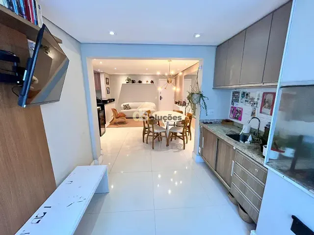 Apartamento 3 quartos e 2 banheiros, à venda, no bairro Vila Ipojuca em São Paulo