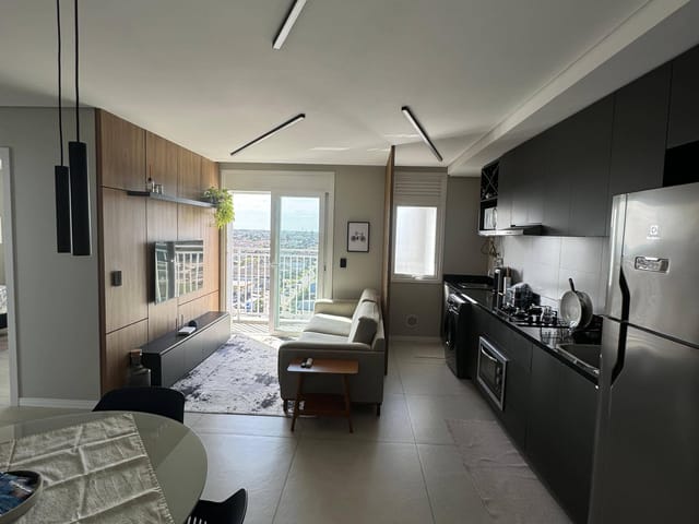 Foto do Apartamento - Apartamento à venda no Art, Home e Work Quartier nas Três Vendas, Pelotas, RS, 2 dormitórios, suíte, 2 vagas, completo com ar-condicionado, sacada, e armários | UP Imóveis