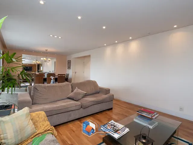 Apartamento com 143m² 3 quartos e 5 banheiros, à venda, no bairro Chácara Santo Antônio (Zona Sul) em São Paulo