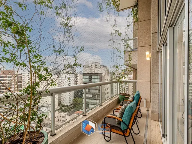 Apartamento com 134m² 1 quarto e 3 banheiros, à venda, no bairro Vila Nova Conceição em São Paulo