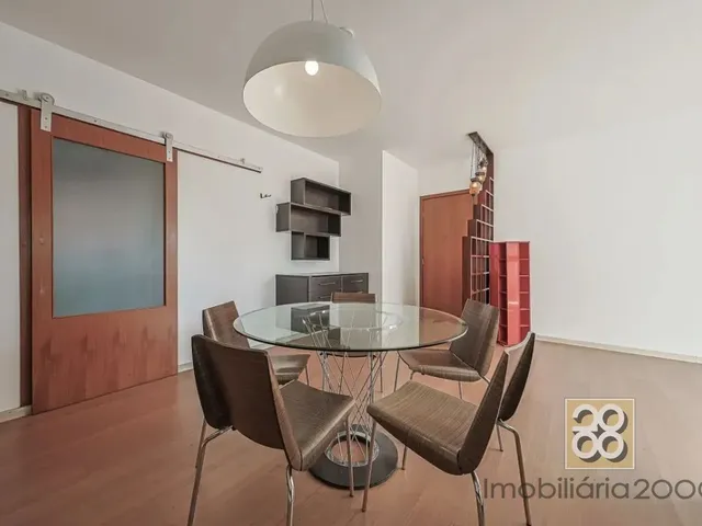 Apartamento 3 quartos e 1 banheiro, para alugar, no bairro Água Verde em Curitiba