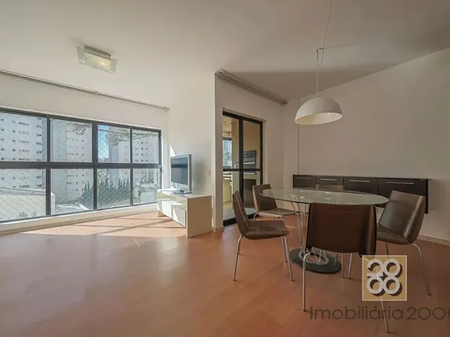 Apartamento 3 quartos e 1 banheiro, para alugar, no bairro Água Verde em Curitiba