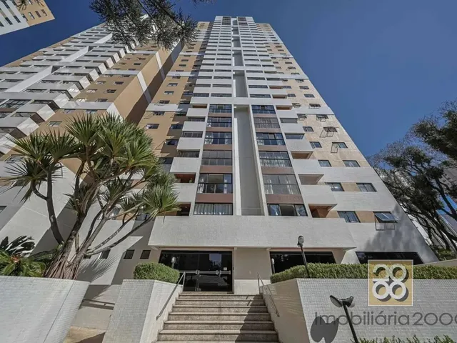 Apartamento 3 quartos e 1 banheiro, para alugar, no bairro Água Verde em Curitiba