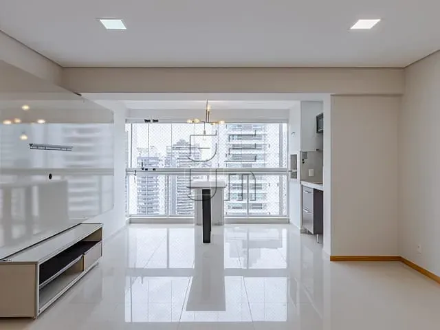 Apartamento 3 quartos e 2 banheiros, à venda ou para alugar, no bairro Gleba Palhano em Londrina