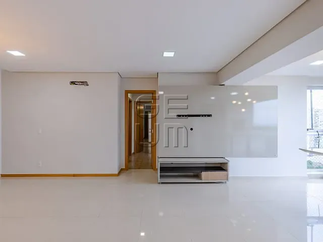 Apartamento 3 quartos e 2 banheiros, à venda ou para alugar, no bairro Gleba Palhano em Londrina