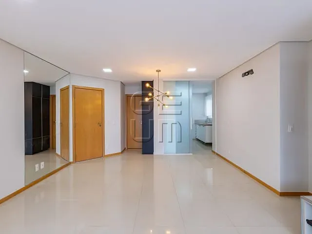 Apartamento 3 quartos e 2 banheiros, à venda ou para alugar, no bairro Gleba Palhano em Londrina