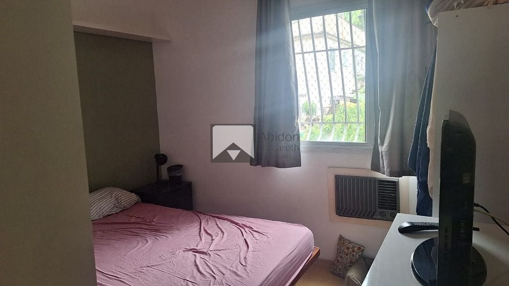 Apartamento à venda com 2 quartos, 75m² - Foto 4