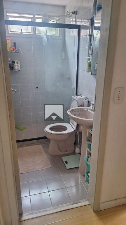 Apartamento à venda com 2 quartos, 75m² - Foto 9