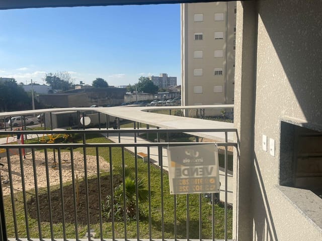 Apartamento 2 quartos e 2 banheiros, à venda, no bairro Areal em Pelotas