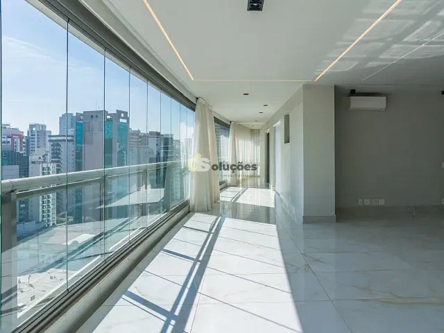 Apartamento 2 quartos e 3 banheiros, para alugar, no bairro Vila Nova Conceição em São Paulo