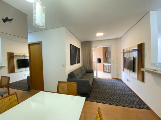 Apartamento 3 quartos e 2 banheiros, para alugar, no bairro Santa Rosa em Londrina