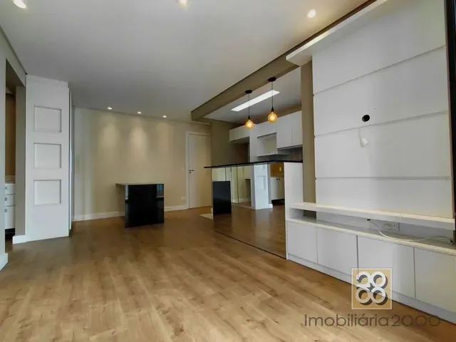 Apartamento 1 quarto e 1 banheiro, para alugar, no bairro Vila Izabel em Curitiba