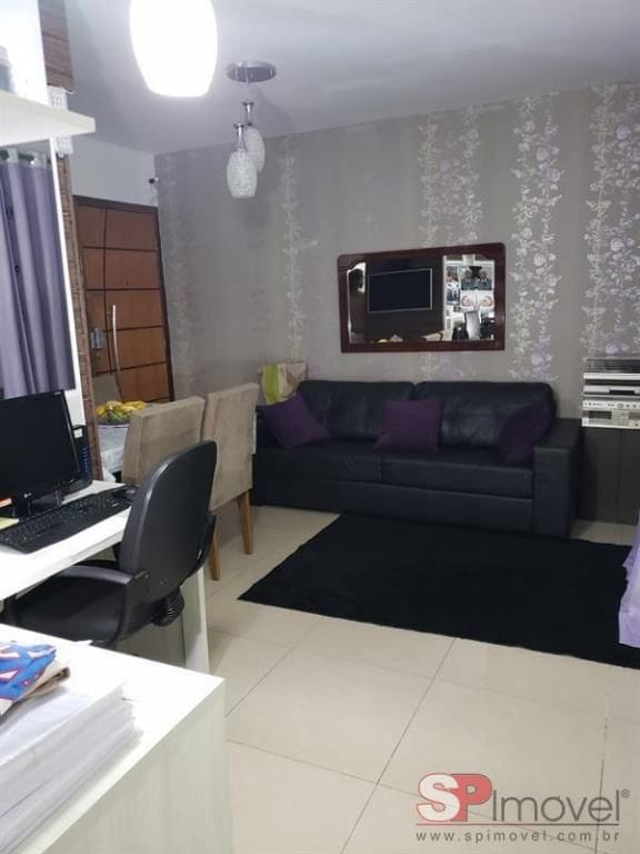 Apartamento para alugar, no bairro Vila Carmosina em São Paulo