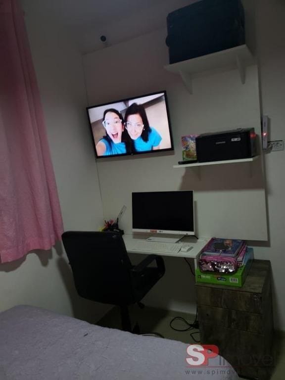 Apartamento para alugar, no bairro Vila Carmosina em São Paulo