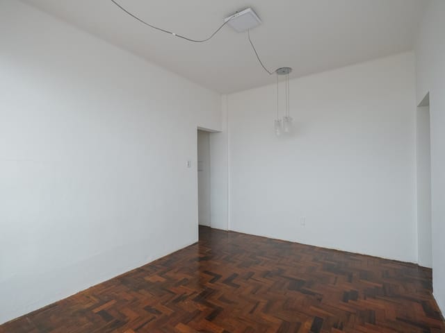 Apartamento 2 quartos e 1 banheiro, à venda, no bairro Centro em Pelotas