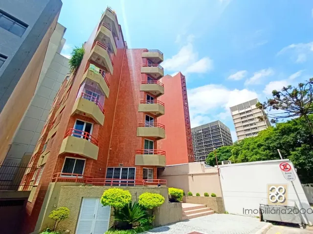Apartamento 1 quarto e 1 banheiro, para alugar, no bairro Centro Cívico em Curitiba