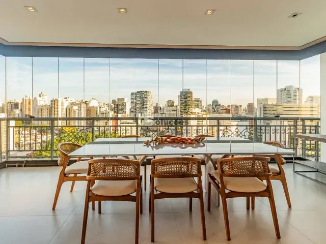 Apartamento 3 quartos e 2 banheiros, à venda ou para alugar, no bairro Vila Olímpia em São Paulo