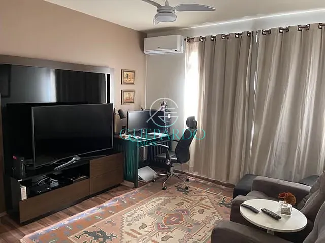 Apartamento com 223m² 4 quartos e 3 banheiros, à venda, no bairro Centro em Londrina