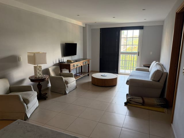 Apartamento com 1m², para alugar, no bairro Itaipava em Petrópolis