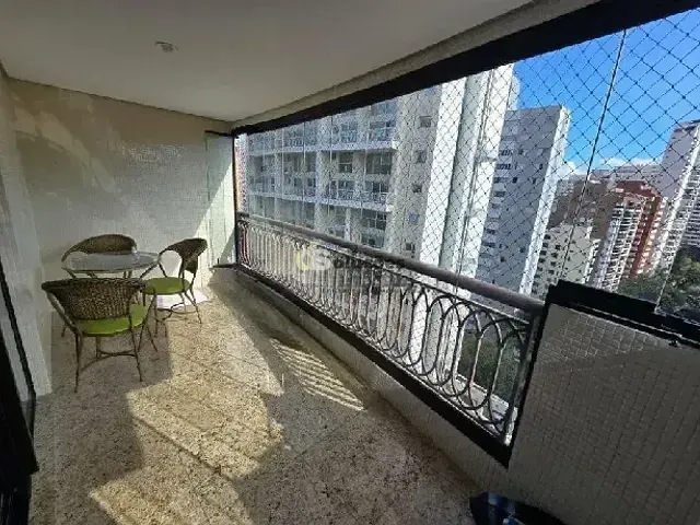 Apartamento 3 quartos e 4 banheiros, à venda, no bairro Vila Nova Conceição em São Paulo
