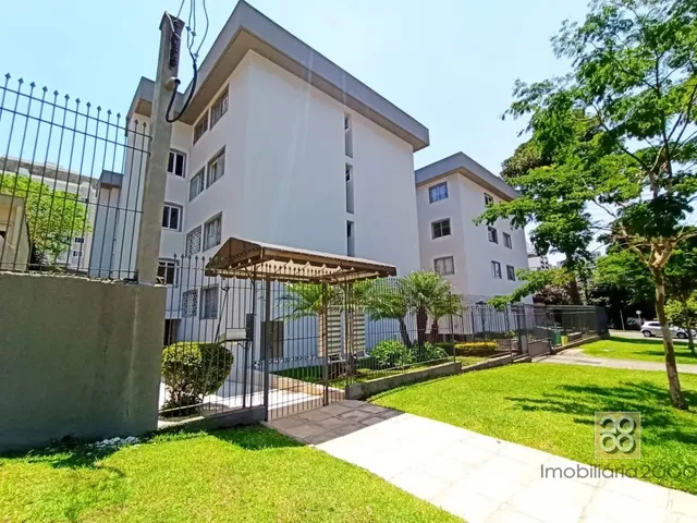 Apartamento 2 quartos e 1 banheiro, para alugar, no bairro Vila Izabel em Curitiba
