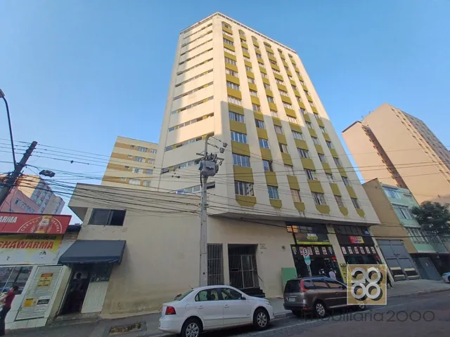 Apartamento 2 quartos e 1 banheiro, à venda, no bairro Centro em Curitiba