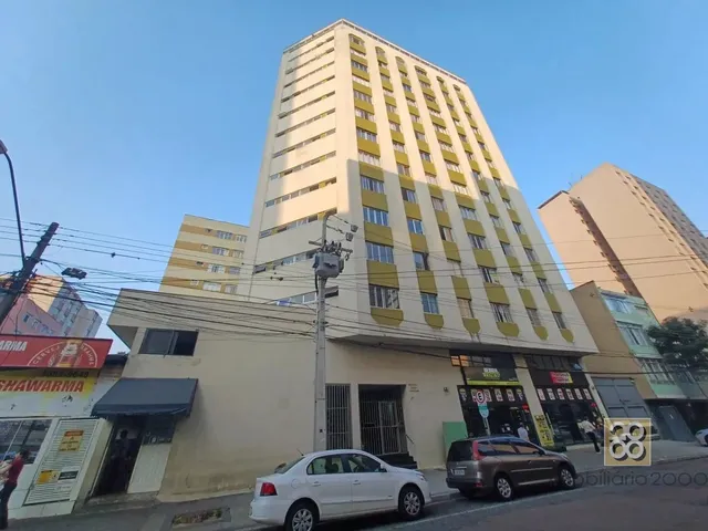 Apartamento 2 quartos e 1 banheiro, à venda, no bairro Centro em Curitiba