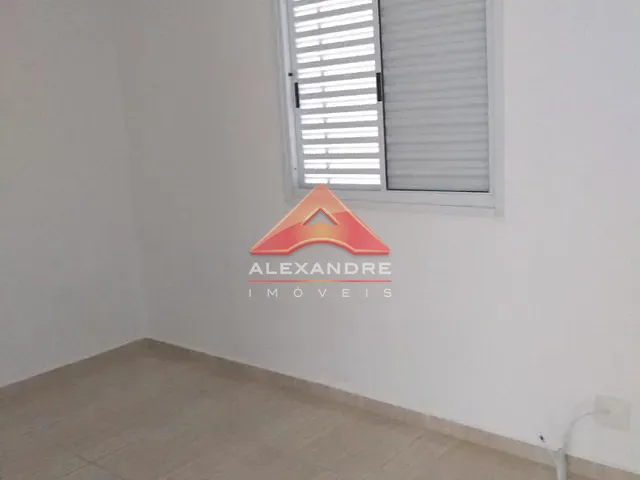 Apartamento com 74m² 2 quartos e 1 banheiro, para alugar, no bairro Vila Tesouro em São José dos Campos