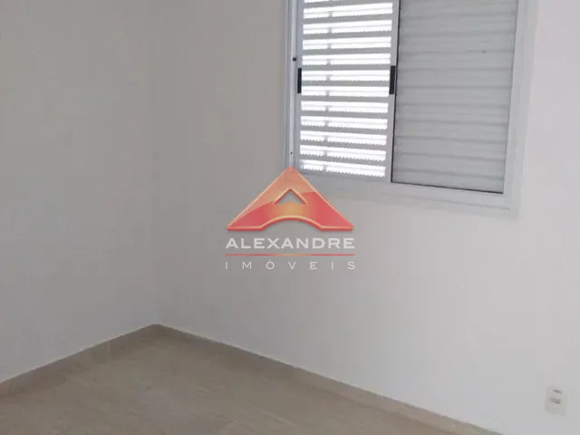 Apartamento com 74m² 2 quartos e 1 banheiro, para alugar, no bairro Vila Tesouro em São José dos Campos