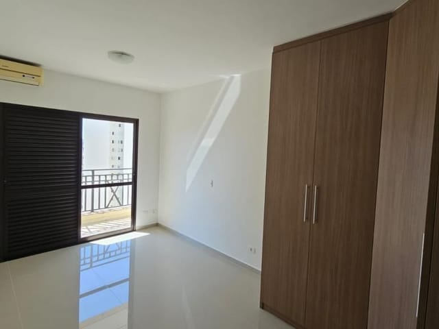 Apartamento 4 quartos e 2 banheiros, à venda, no bairro Jardim Esplanada II em São José dos Campos
