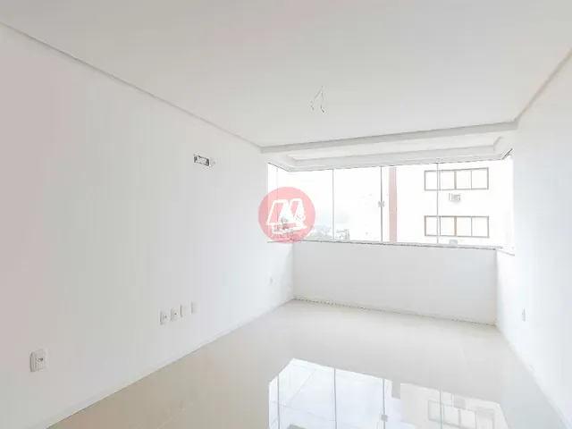 Apartamento com 62m² 1 quarto e 1 banheiro, à venda, no bairro Jardim Botânico em Porto Alegre