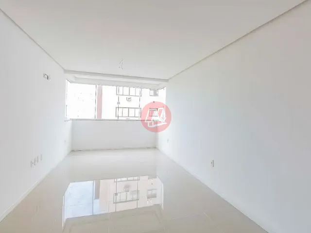 Apartamento com 62m² 1 quarto e 1 banheiro, à venda, no bairro Jardim Botânico em Porto Alegre
