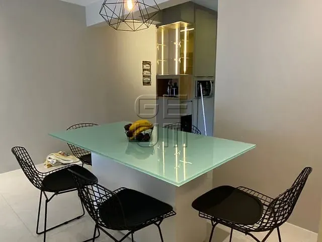 Apartamento com 141m² 3 quartos e 2 banheiros, à venda, no bairro Centro em Londrina