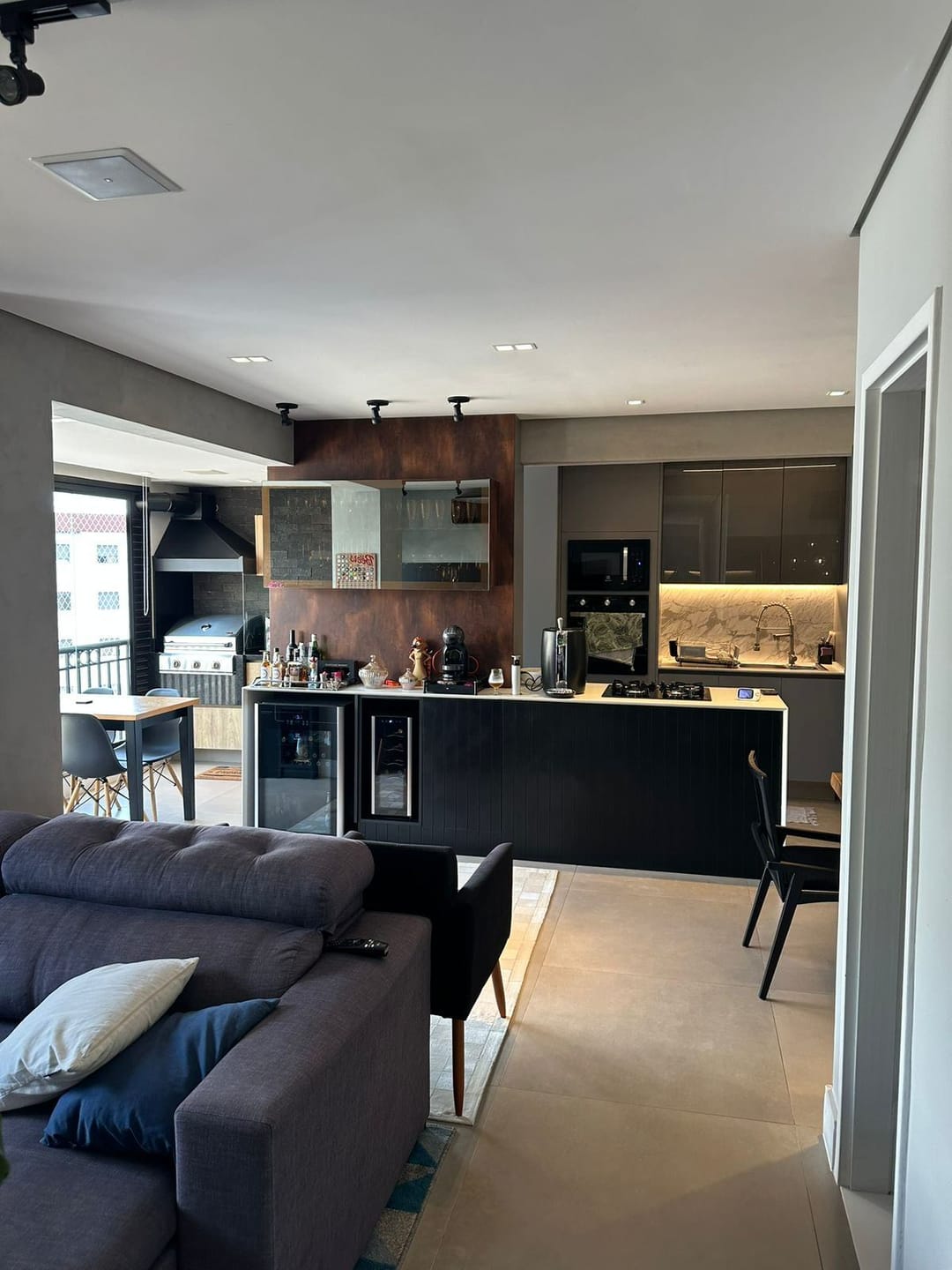 Apartamento em Alphaville Empresarial — foto 1