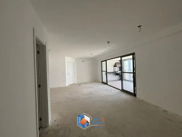 Apartamento com 156m² 4 quartos e 5 banheiros, à venda, no bairro City América em São Paulo
