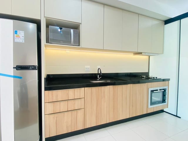 Apartamento 1 quarto e 1 banheiro, para alugar, no bairro Gleba Fazenda Palhano em Londrina