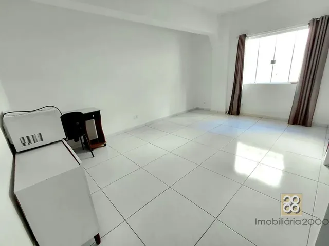 Apartamento 1 quarto e 1 banheiro, para alugar, no bairro Alto Da Xv em Curitiba