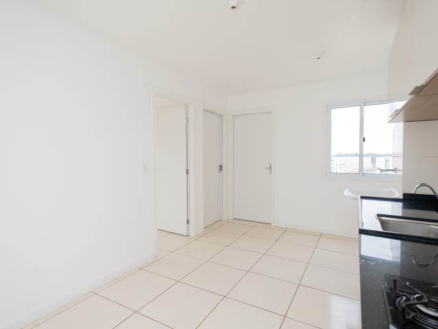 Apartamento com 49m² 2 quartos e 1 banheiro, para alugar, no bairro Fragata em Pelotas