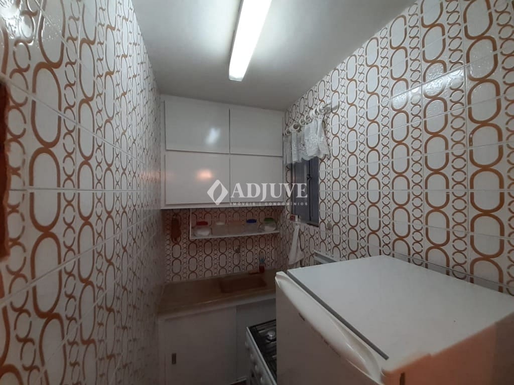 Apartamento à venda com 1 quarto, 30m² - Foto 10