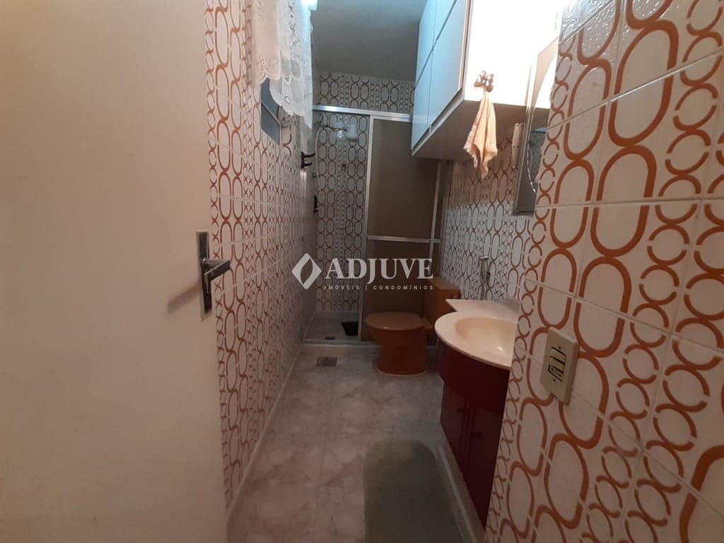 Apartamento à venda com 1 quarto, 30m² - Foto 11