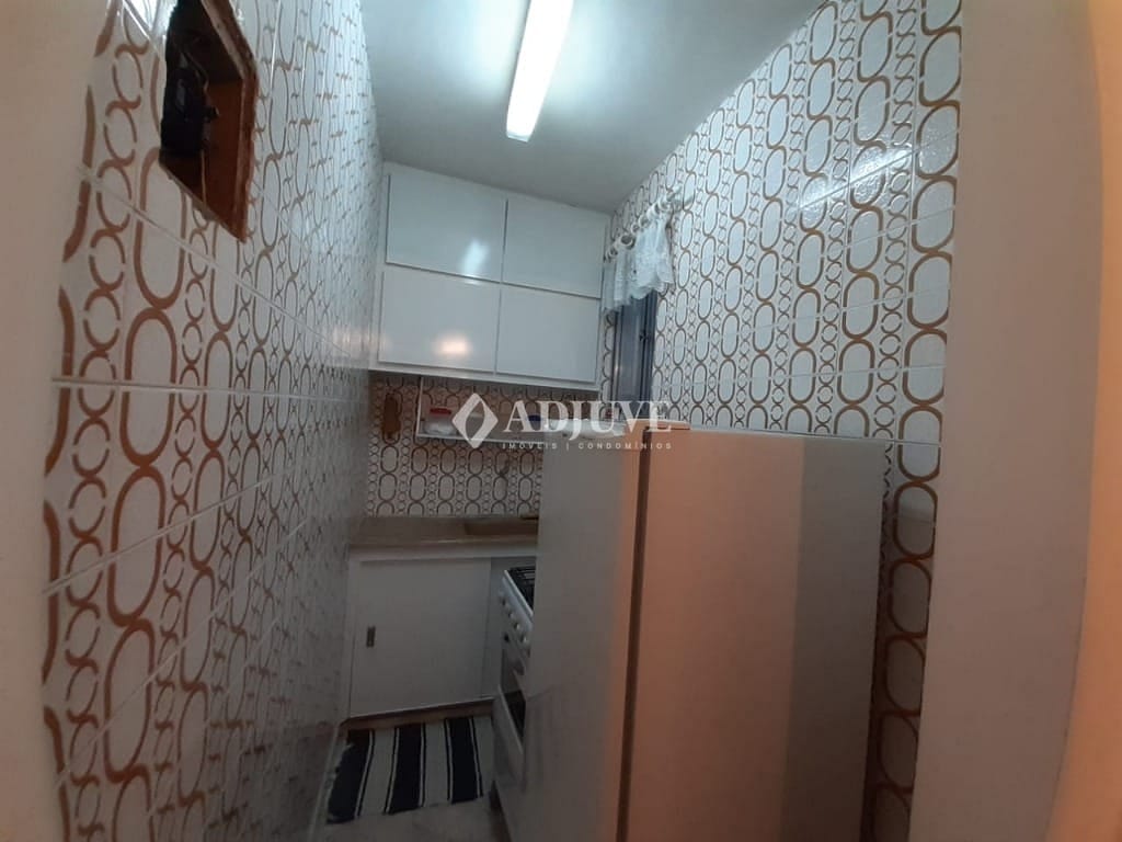 Apartamento à venda com 1 quarto, 30m² - Foto 9