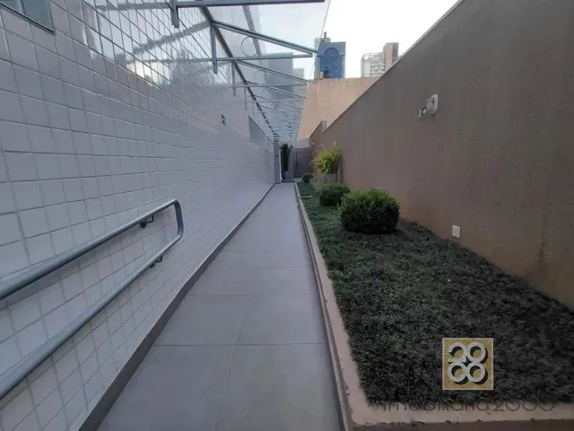 Apartamento 1 quarto e 1 banheiro, para alugar, no bairro Centro em Curitiba