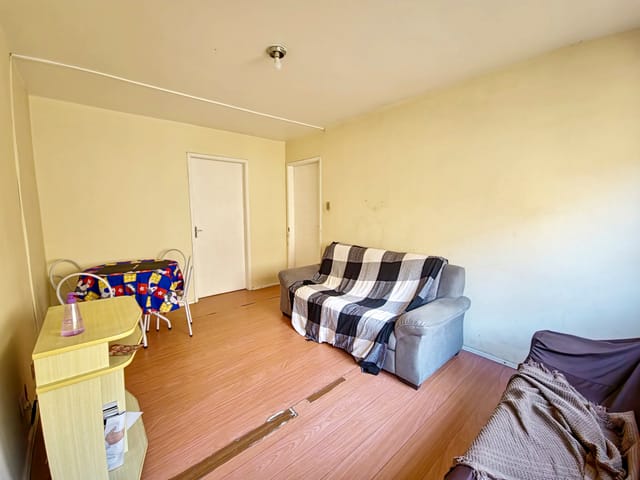 Foto do Apartamento - Apartamento no Fragata, Pelotas: 87,29 m² totais, 73,81 m² úteis, 3 quartos, ar-condicionado, armários, aquecimento elétrico. Cond. com segurança 24h e 1 vaga | UP Imóveis