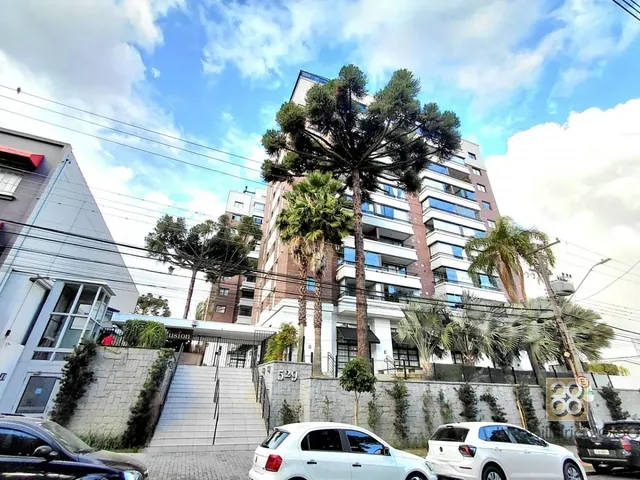 Apartamento 2 quartos e 2 banheiros, para alugar, no bairro Centro em Curitiba