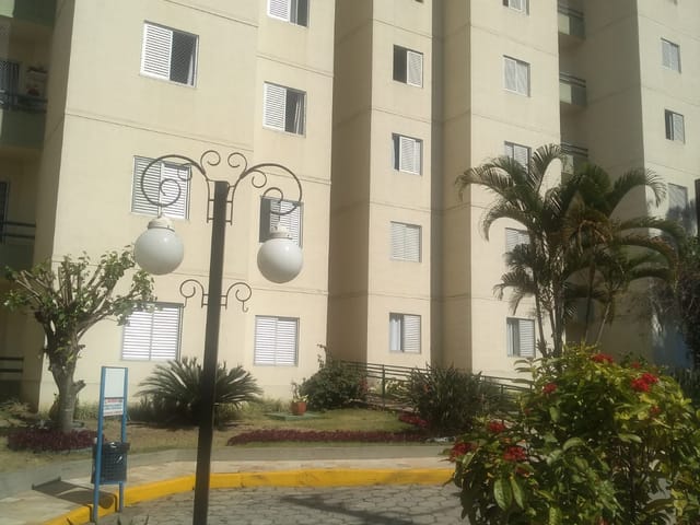 Apartamento 2 quartos e 2 banheiros, à venda, no bairro Vila Santa Fé em Taubaté