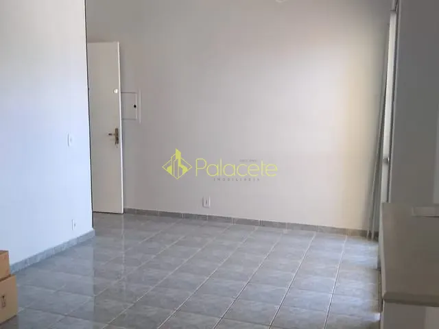 Apartamento 2 quartos e 2 banheiros, à venda, no bairro Vila Santa Fé em Taubaté