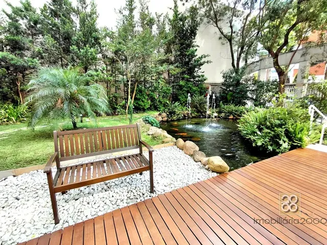 Apartamento 1 quarto e 1 banheiro, para alugar, no bairro Centro em Curitiba