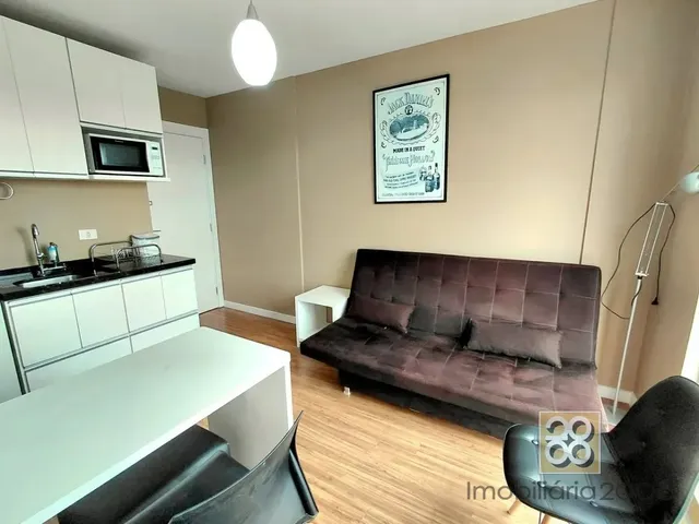 Apartamento 1 quarto e 1 banheiro, para alugar, no bairro Juvevê em Curitiba