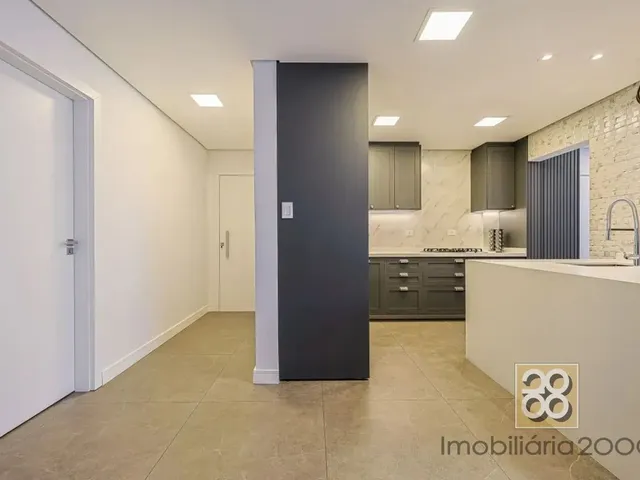Apartamento 3 quartos e 1 banheiro, à venda, no bairro Água Verde em Curitiba