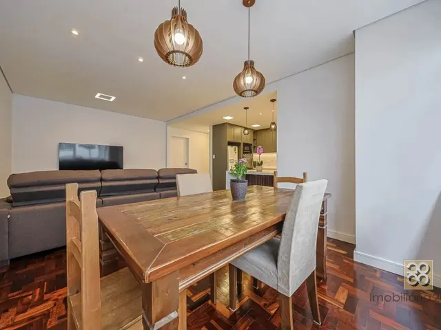 Apartamento 3 quartos e 3 banheiros, à venda, no bairro Água Verde em Curitiba